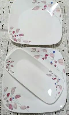 CORELLE 新品バイオレットミスト スクエア長皿✖️2、ボウル✖️2