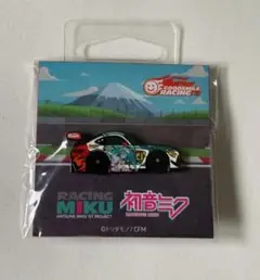 Leen Customs 初音ミク 2024 AMG GT ピンバッジ グッスマ - メルカリ
