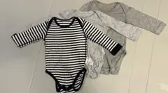 ユニクロ　ロンパース80cm