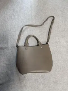 ZARAベージュ 本革ハンドバック
