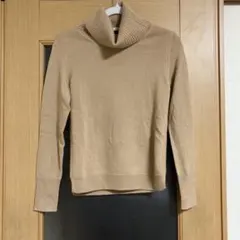 ユニクロ　カシミヤ　ベージュ タートルネックセーター 長袖