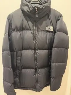 THE NORTH FACE ダウンジャケット ヌプシ (クリーニング済み)のサムネイル