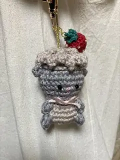 あみぐるみ　ひつじのキーホルダー