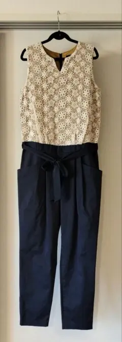 Item thumbnail for item 53f56bb7-9414-4440-9c5a-17102bb6d1e5