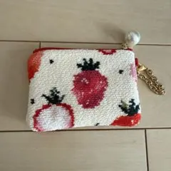 【新品未使用】FEILER いちごポーチ