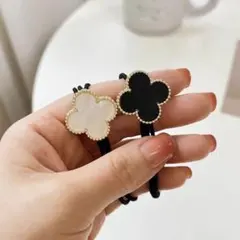 ヘアゴム　二点セット　グローバ— レディース　アクセサリー