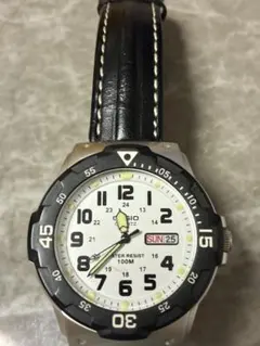 CASIO カシオ MRW-200H 腕時計 アナログ クォーツ　チプカシのサムネイル