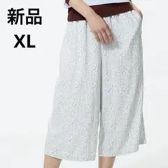 【新品】ユニクロ　レーヨン　リラコ　XL　ライトブルー　花柄　送料込みのサムネイル