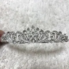 シルバークリスタル　ティアラ　ベッドアクセ