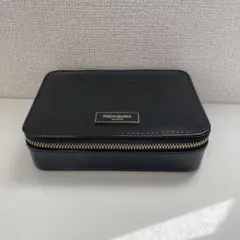 Yves Saint Laurent ブラック ポーチ