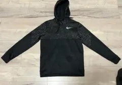 NIKE ナイキ パーカー ブラック 総柄のサムネイル