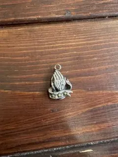 聖母マリア　ネックレス　ペンダント