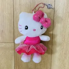 ハローキティ　ぬいぐるみキーホルダー　ピンクドレス　USJ来場者限定　マスコット