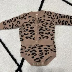 ヒョウ柄ニットカーディガン＆ロンパースセット