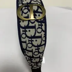 ネイビー ベージュ ロゴ ヘアバンド ディオール未使用。