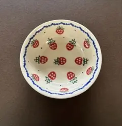 ポーランド食器　ポーリッシュポタリー　いちご　小皿　小鉢　ボウル　ミニボウルのサムネイル