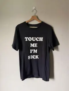 NUMBER TOUCH ME I'M SICK Tシャツ