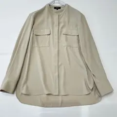 美品✨セオリー バンドカラー とろみ　ジョーゼット　ブラウス ベージュ Sのサムネイル