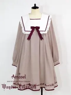 きまぐれキャットのスクエアセーラーAラインワンピース