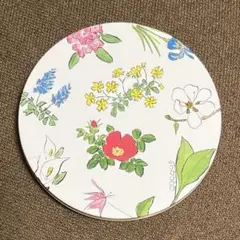 お菓子の缶 小物入れ
