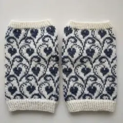 ハート　ハンドウォーマー　手編み