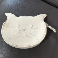 再値下げFURLA 猫型コインケース アイボリー