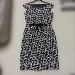 TOCCA 花柄刺繍ワンピース ブラック サイズ0