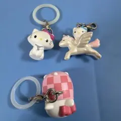 サンリオ　ハローキティ　めじるしアクセサリー　他