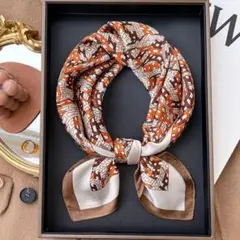 エレガント上品 欧米風 シルクタッチスカーフ レトロ 高級 【セール中】