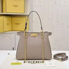 Fendi ベージュ ショルダーバッグ