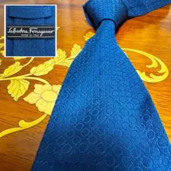 【超美品】Salvatore Ferragamo ダークブルー ネクタイのサムネイル