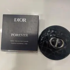 DIOR FOREVER グロウクッション　ケース付ブラック