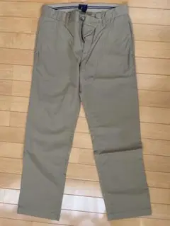 Gap ベージュチノパン Classic Straight Fit