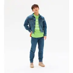 NAOTO着用モデルGU×STUDIO SEVEN 緑Tシャツ