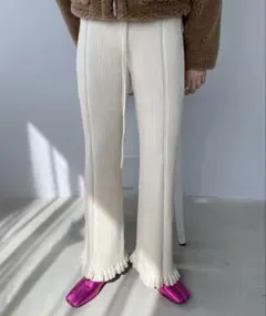 Item thumbnail for item 282b1fd4-9b4d-43a0-8da1-12c6de2e4a35