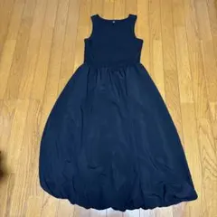 GU バブルヘムワンピース(ノースリーブ)