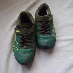 asics レーザービーム
