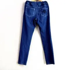 Item thumbnail for item b034a6ae-7228-4604-afe6-a31e730cd1f4