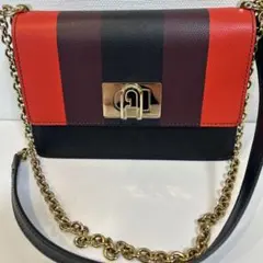 FURLA チェーンショルダーバッグ
