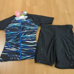 【787】新品　未使用　フットマーク セパレート水着 LL　サイズ ブルーのサムネイル