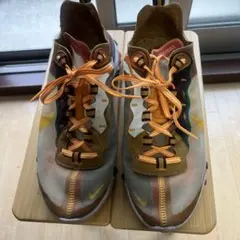 NIKE React Element 87 スニーカー