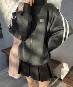 ワンポイント刺繍トラックジャケット