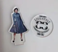 安室奈美恵 LIVESTYLE 88 アクリルスタンド - メルカリ