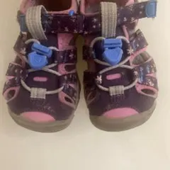 KEEN キッズサンダル 紫・ピンク フラワーパターン　15㌢