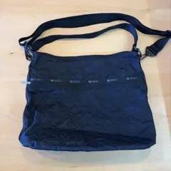 レスポートサック　フラワリングバイン柄　ブラック　ショルダーバッグ　大きめ