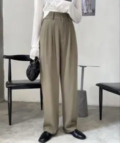 ダークベージュ ハイウエスト プリーツスラックス Lサイズ