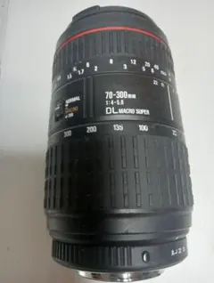 SIGMA 70-300mm DL MACRO SUPER レンズのサムネイル