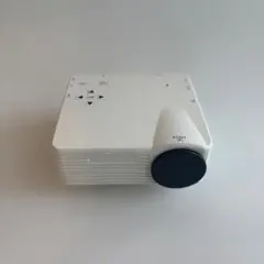 【新品 未使用】小型プロジェクター 本体 ホワイトのサムネイル