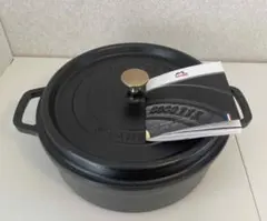Staub ストウブ シャロー ココット 26㎝ ブラック 容量3.8L - メルカリ