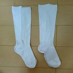 新品未使用 白ハイソックス二足セット